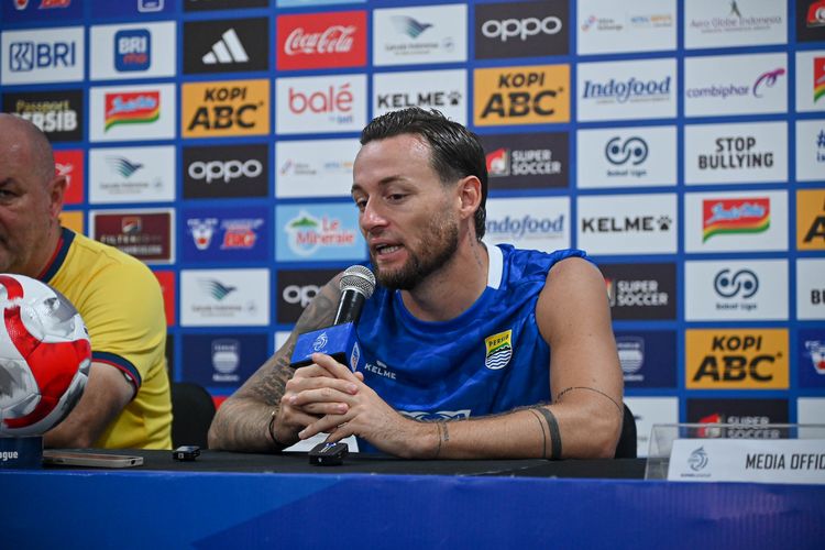 Persib Kehilangan Momentum, Marc Klok Tegaskan Tim Perlu Perbaikan